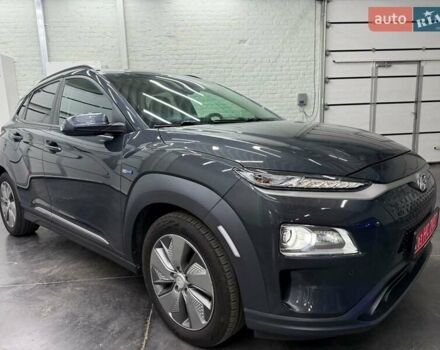 Серый Хендай Kona Electric, объемом двигателя 0 л и пробегом 113 тыс. км за 17094 $, фото 31 на Automoto.ua