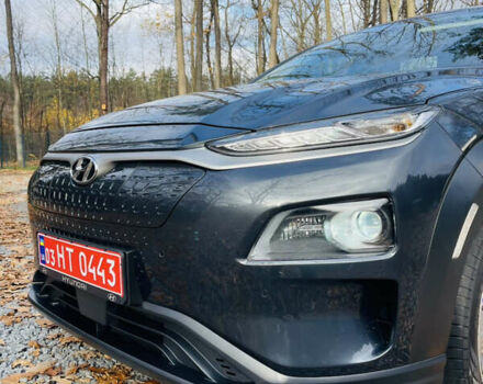 Серый Хендай Kona Electric, объемом двигателя 0 л и пробегом 112 тыс. км за 16700 $, фото 75 на Automoto.ua