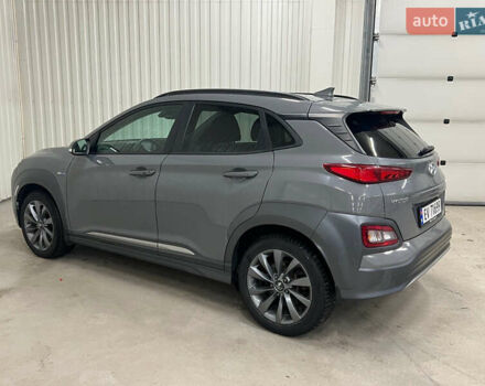 Серый Хендай Kona Electric, объемом двигателя 0 л и пробегом 102 тыс. км за 14200 $, фото 6 на Automoto.ua