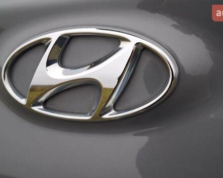 Серый Хендай Kona Electric, объемом двигателя 0 л и пробегом 180 тыс. км за 16700 $, фото 53 на Automoto.ua