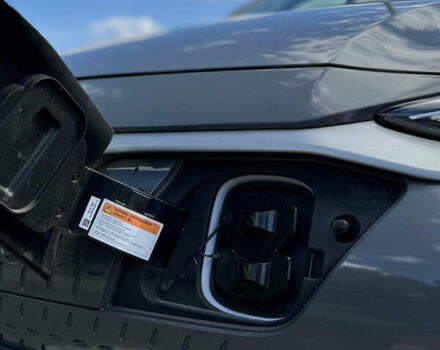 Сірий Хендай Kona Electric, об'ємом двигуна 0 л та пробігом 144 тис. км за 16900 $, фото 30 на Automoto.ua
