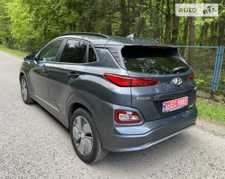 Серый Хендай Kona Electric, объемом двигателя 0 л и пробегом 139 тыс. км за 17900 $, фото 49 на Automoto.ua