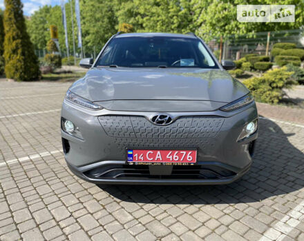 Сірий Хендай Kona Electric, об'ємом двигуна 0 л та пробігом 136 тис. км за 19999 $, фото 1 на Automoto.ua