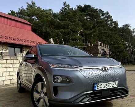 Серый Хендай Kona Electric, объемом двигателя 0 л и пробегом 68 тыс. км за 18400 $, фото 1 на Automoto.ua