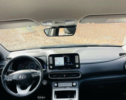 Серый Хендай Kona Electric, объемом двигателя 0 л и пробегом 112 тыс. км за 16700 $, фото 75 на Automoto.ua