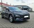 Серый Хендай Kona Electric, объемом двигателя 0 л и пробегом 103 тыс. км за 18499 $, фото 1 на Automoto.ua