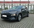 Серый Хендай Kona Electric, объемом двигателя 0 л и пробегом 103 тыс. км за 18499 $, фото 5 на Automoto.ua