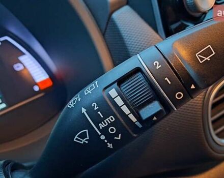 Серый Хендай Kona Electric, объемом двигателя 0 л и пробегом 180 тыс. км за 16700 $, фото 21 на Automoto.ua