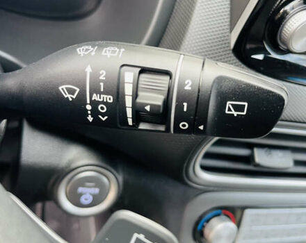 Серый Хендай Kona Electric, объемом двигателя 0 л и пробегом 112 тыс. км за 16700 $, фото 57 на Automoto.ua