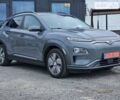 Серый Хендай Kona Electric, объемом двигателя 0 л и пробегом 84 тыс. км за 19499 $, фото 5 на Automoto.ua