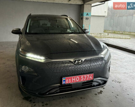 Серый Хендай Kona Electric, объемом двигателя 0 л и пробегом 120 тыс. км за 16999 $, фото 12 на Automoto.ua