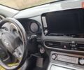 Серый Хендай Kona Electric, объемом двигателя 0 л и пробегом 180 тыс. км за 16700 $, фото 14 на Automoto.ua