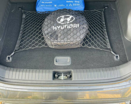 Серый Хендай Kona Electric, объемом двигателя 0 л и пробегом 112 тыс. км за 16700 $, фото 39 на Automoto.ua