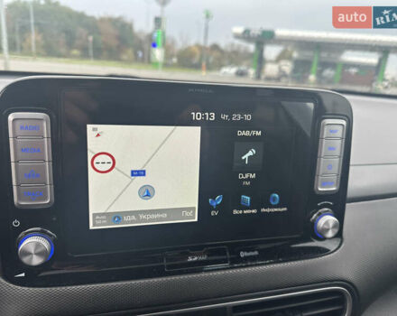 Серый Хендай Kona Electric, объемом двигателя 0 л и пробегом 85 тыс. км за 18300 $, фото 26 на Automoto.ua