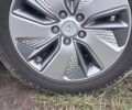 Серый Хендай Kona Electric, объемом двигателя 0 л и пробегом 180 тыс. км за 16700 $, фото 37 на Automoto.ua