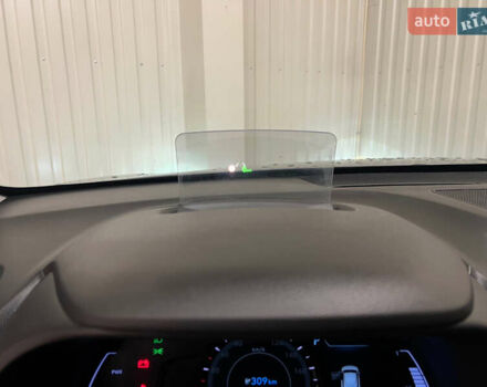 Серый Хендай Kona Electric, объемом двигателя 0 л и пробегом 102 тыс. км за 14200 $, фото 13 на Automoto.ua