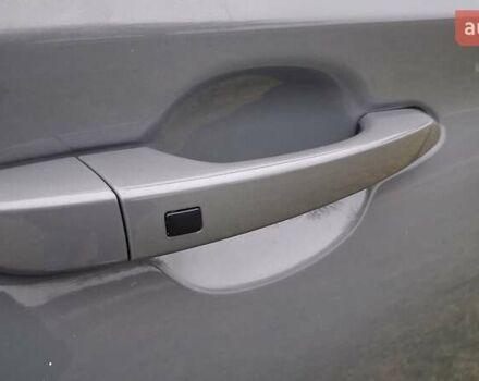 Серый Хендай Kona Electric, объемом двигателя 0 л и пробегом 180 тыс. км за 16700 $, фото 51 на Automoto.ua