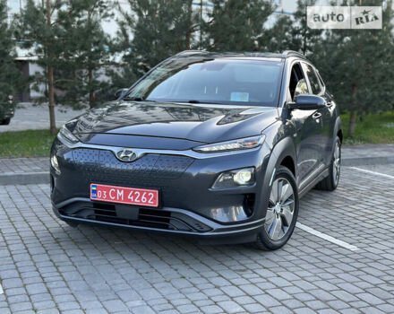 Серый Хендай Kona Electric, объемом двигателя 0 л и пробегом 106 тыс. км за 18400 $, фото 5 на Automoto.ua