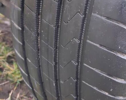 Серый Хендай Kona Electric, объемом двигателя 0 л и пробегом 180 тыс. км за 16700 $, фото 38 на Automoto.ua