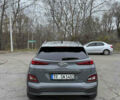 Серый Хендай Kona Electric, объемом двигателя 0 л и пробегом 98 тыс. км за 16500 $, фото 4 на Automoto.ua
