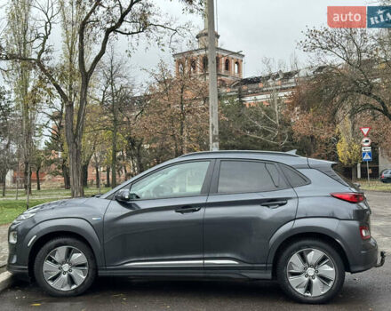 Сірий Хендай Kona Electric, об'ємом двигуна 0 л та пробігом 154 тис. км за 19500 $, фото 5 на Automoto.ua