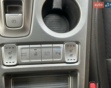 Сірий Хендай Kona Electric, об'ємом двигуна 0 л та пробігом 138 тис. км за 17800 $, фото 10 на Automoto.ua
