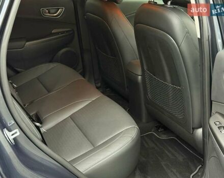 Сірий Хендай Kona Electric, об'ємом двигуна 0 л та пробігом 89 тис. км за 18340 $, фото 26 на Automoto.ua