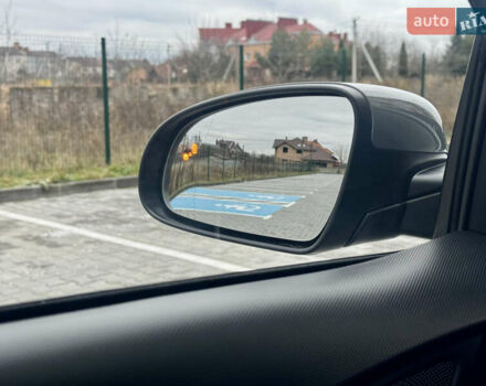 Сірий Хендай Kona Electric, об'ємом двигуна 0 л та пробігом 78 тис. км за 18900 $, фото 61 на Automoto.ua