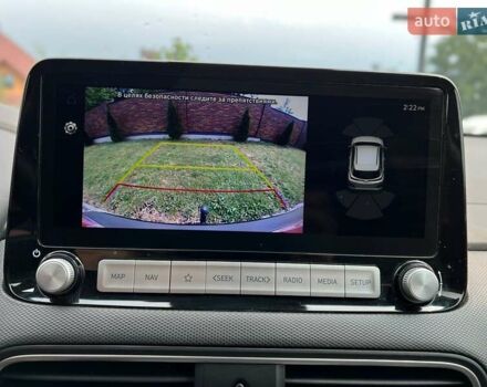 Серый Хендай Kona Electric, объемом двигателя 0 л и пробегом 117 тыс. км за 17990 $, фото 15 на Automoto.ua