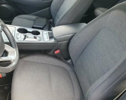 Серый Хендай Kona Electric, объемом двигателя 0 л и пробегом 135 тыс. км за 17100 $, фото 26 на Automoto.ua