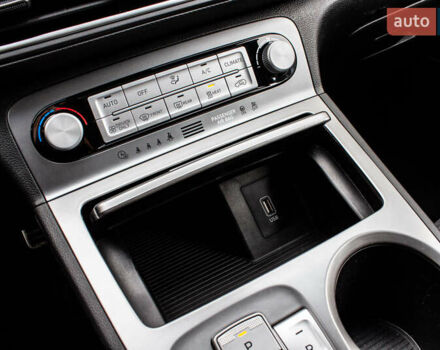 Сірий Хендай Kona Electric, об'ємом двигуна 0 л та пробігом 26 тис. км за 16300 $, фото 52 на Automoto.ua