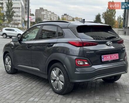 Сірий Хендай Kona Electric, об'ємом двигуна 0 л та пробігом 88 тис. км за 18700 $, фото 5 на Automoto.ua