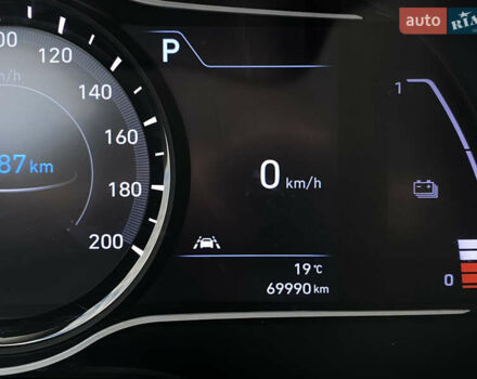 Серый Хендай Kona Electric, объемом двигателя 0 л и пробегом 69 тыс. км за 20400 $, фото 46 на Automoto.ua