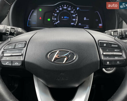 Сірий Хендай Kona Electric, об'ємом двигуна 0 л та пробігом 69 тис. км за 20900 $, фото 43 на Automoto.ua