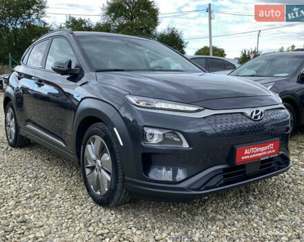 Серый Хендай Kona Electric, объемом двигателя 0 л и пробегом 69 тыс. км за 20400 $, фото 24 на Automoto.ua