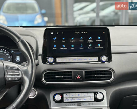 Серый Хендай Kona Electric, объемом двигателя 0 л и пробегом 167 тыс. км за 17700 $, фото 38 на Automoto.ua