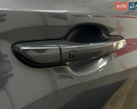 Серый Хендай Kona Electric, объемом двигателя 0 л и пробегом 36 тыс. км за 20700 $, фото 30 на Automoto.ua