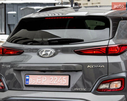 Сірий Хендай Kona Electric, об'ємом двигуна 0 л та пробігом 26 тис. км за 16300 $, фото 31 на Automoto.ua