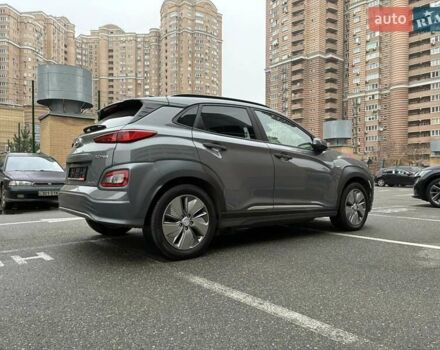 Серый Хендай Kona Electric, объемом двигателя 0 л и пробегом 78 тыс. км за 19500 $, фото 8 на Automoto.ua