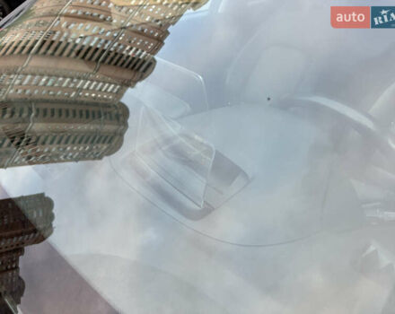 Серый Хендай Kona Electric, объемом двигателя 0 л и пробегом 117 тыс. км за 18800 $, фото 9 на Automoto.ua