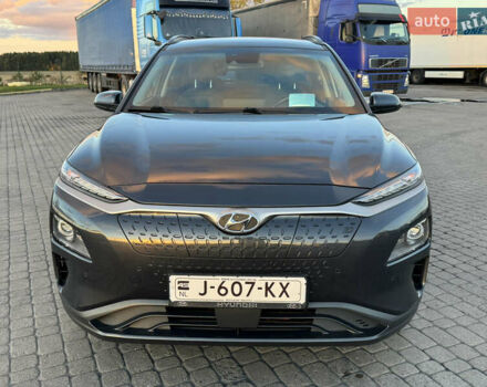 Сірий Хендай Kona Electric, об'ємом двигуна 0 л та пробігом 114 тис. км за 17999 $, фото 3 на Automoto.ua