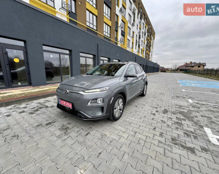 Сірий Хендай Kona Electric, об'ємом двигуна 0 л та пробігом 78 тис. км за 18900 $, фото 1 на Automoto.ua