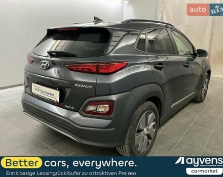 Серый Хендай Kona Electric, объемом двигателя 0 л и пробегом 42 тыс. км за 16200 $, фото 52 на Automoto.ua