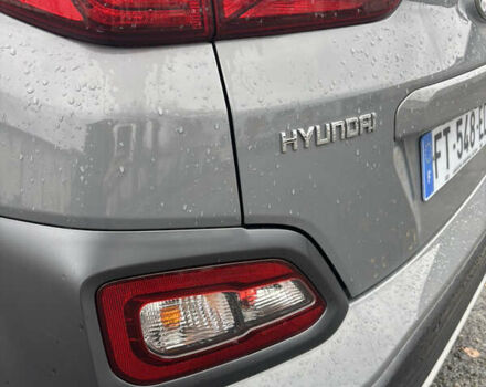 Сірий Хендай Kona Electric, об'ємом двигуна 0 л та пробігом 56 тис. км за 15400 $, фото 27 на Automoto.ua