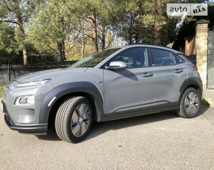 Сірий Хендай Kona Electric, об'ємом двигуна 0 л та пробігом 25 тис. км за 16490 $, фото 24 на Automoto.ua