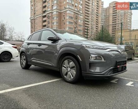 Серый Хендай Kona Electric, объемом двигателя 0 л и пробегом 78 тыс. км за 19500 $, фото 5 на Automoto.ua