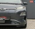 Сірий Хендай Kona Electric, об'ємом двигуна 0 л та пробігом 63 тис. км за 18500 $, фото 2 на Automoto.ua