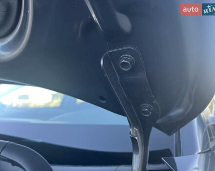 Серый Хендай Kona Electric, объемом двигателя 0 л и пробегом 31 тыс. км за 15450 $, фото 38 на Automoto.ua