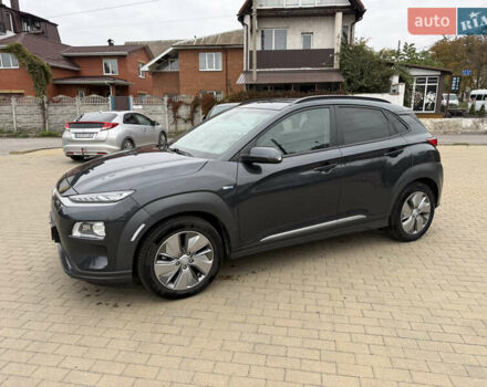 Серый Хендай Kona Electric, объемом двигателя 0 л и пробегом 52 тыс. км за 19000 $, фото 17 на Automoto.ua