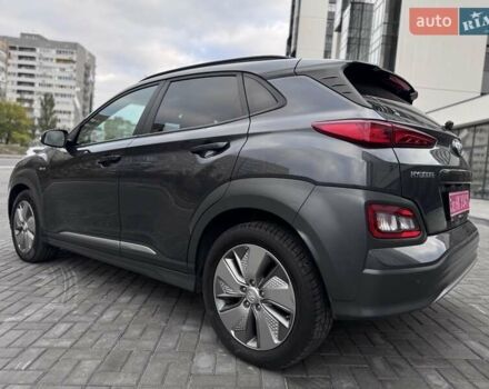 Сірий Хендай Kona Electric, об'ємом двигуна 0 л та пробігом 88 тис. км за 18700 $, фото 13 на Automoto.ua